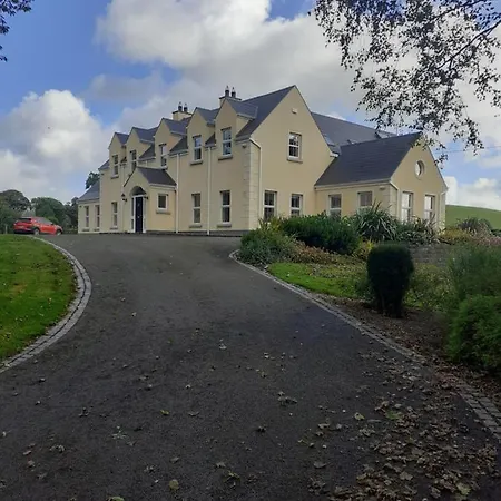Single Or Twin In Lovely Country Nobber