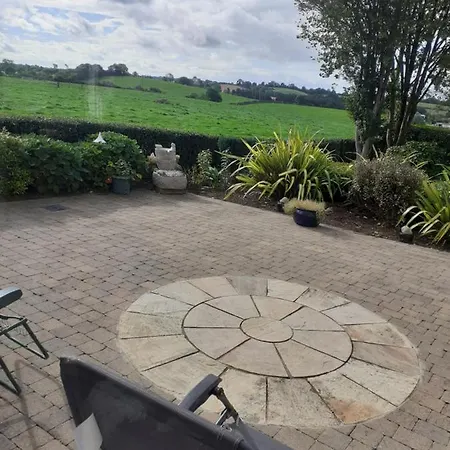 Single Or Twin In Lovely Country Homestay szállás